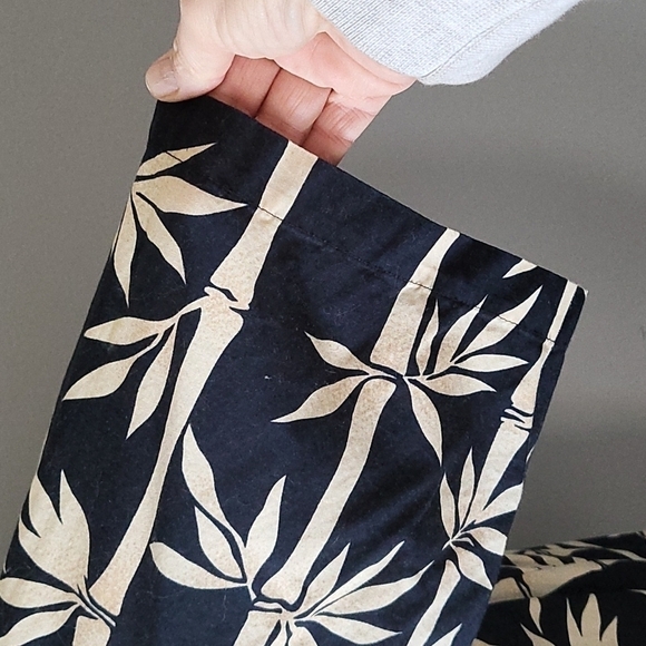 L'Homme Essence navy and cream Hawaiian shirt - Picture 4 of 7